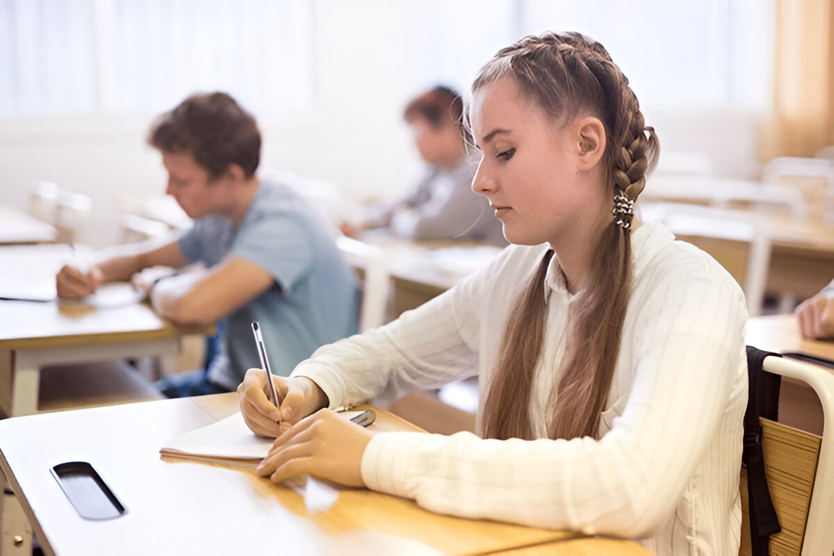 CBSE NEET JEE Coaching Center